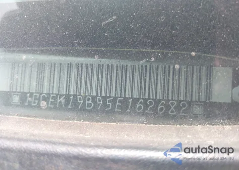 2005 Chevrolet Silverado 1500 Work Truck from USA, damaged, VIN 1GCEK19B95E162682